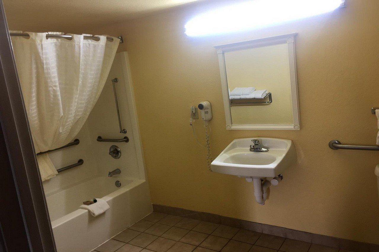 Budget Inn & Suites Hawkinsville Exterior foto