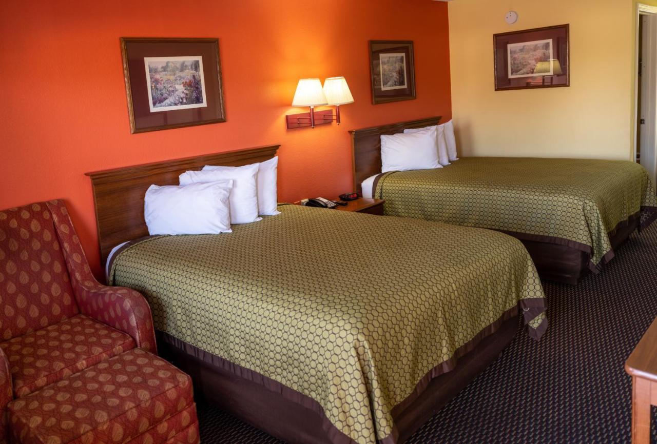 Budget Inn & Suites Hawkinsville Exterior foto