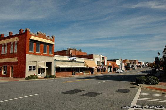 Budget Inn & Suites Hawkinsville Exterior foto